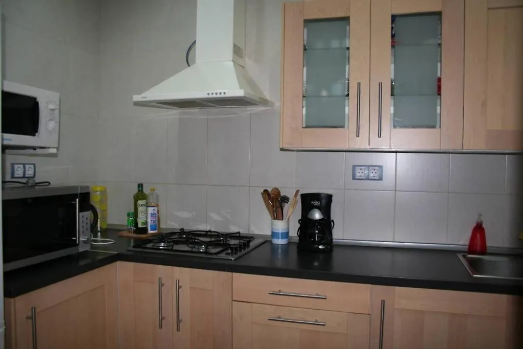 Rustic 2 Bedroom Apartment Poble Sec Barselona